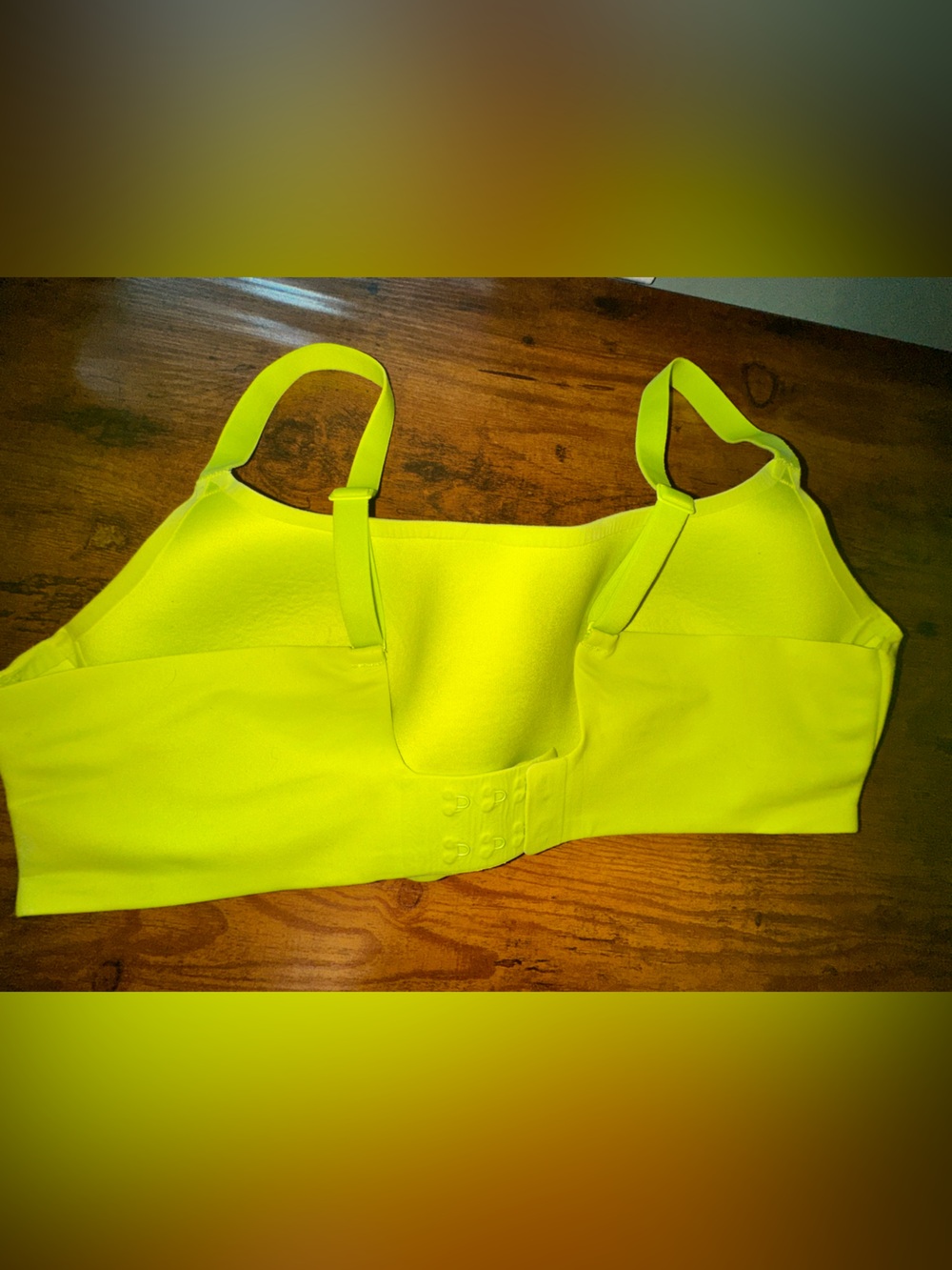 aerie Smoothez Bra-ish Neon Yellow Seamless T-Shirt Bra - Picture 2 of 8